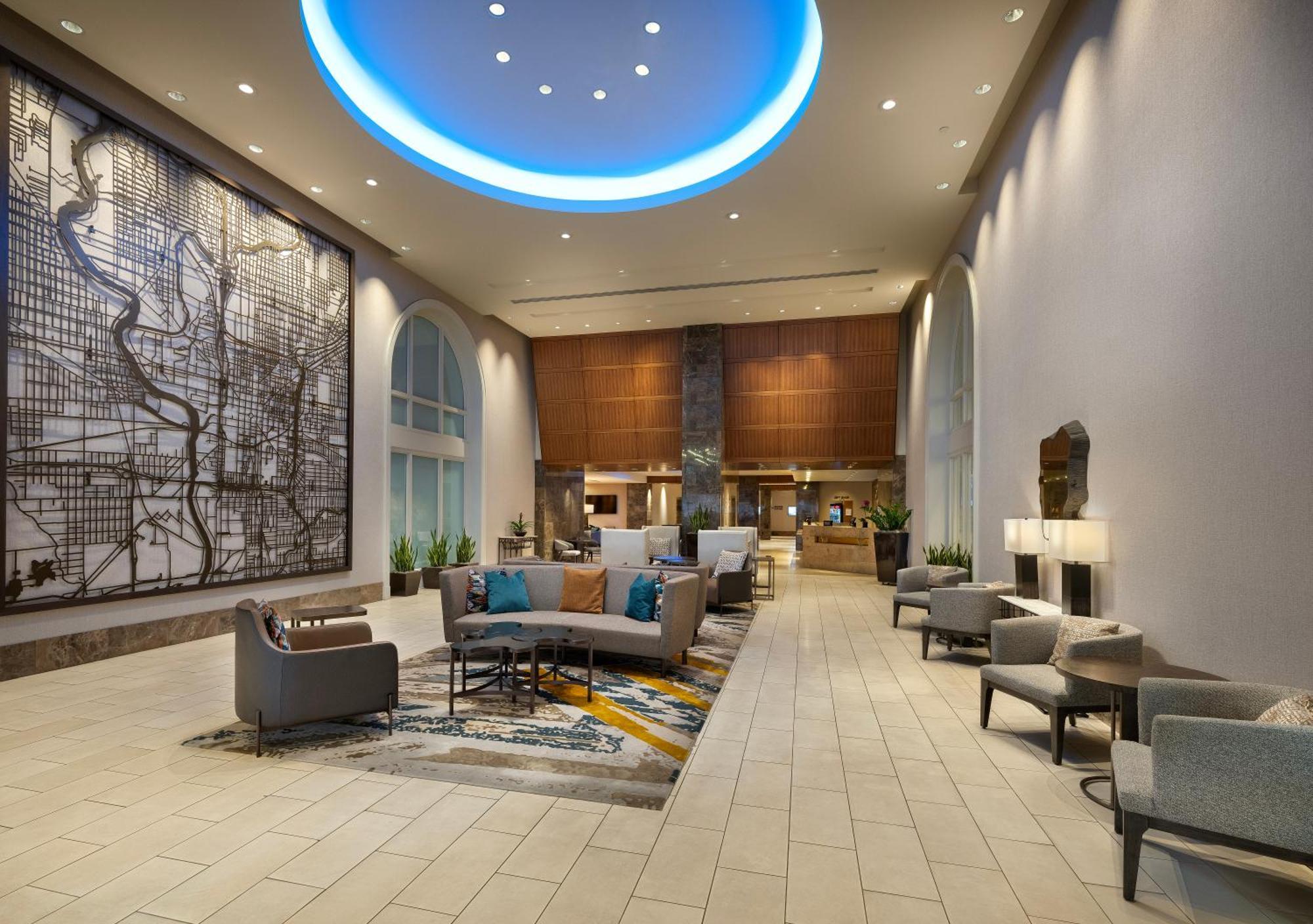 Hilton & 3*