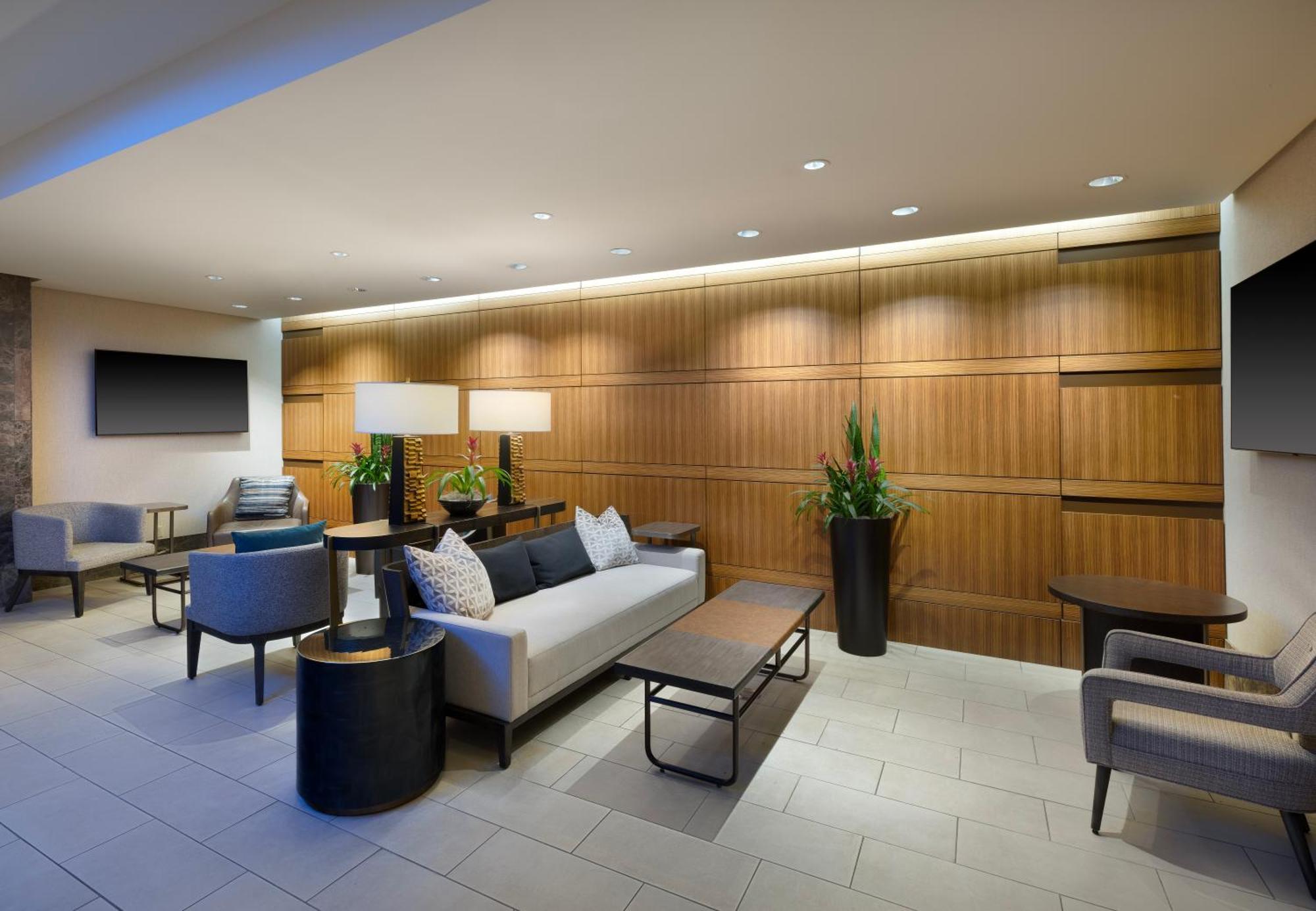 Hilton & 3* Indianapolis