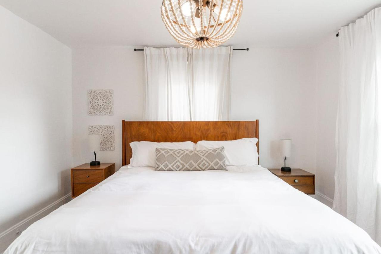 6 Bedroom Duplex Sleeps 14 Close To Lucas Downtown