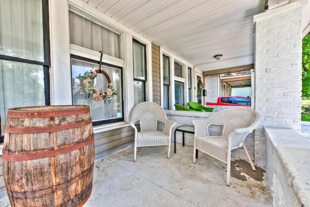 6 Bedroom Duplex Sleeps 14 Close To Lucas Downtown Holiday home Indianapolis