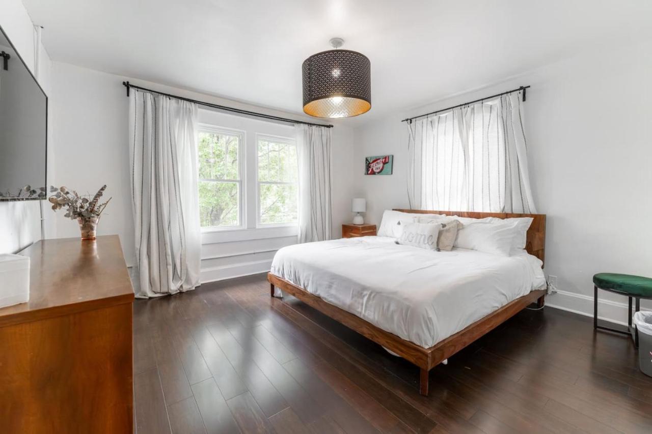 6 Bedroom Duplex Sleeps 14 Close To Lucas Downtown Holiday home