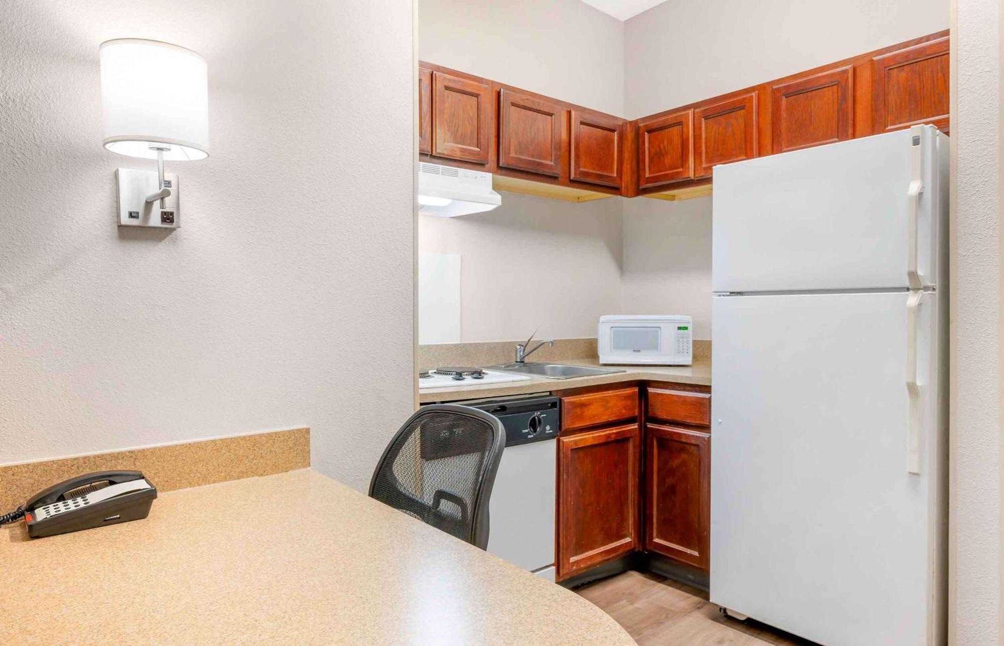 Extended America - - Airport - W Southern Ave Hotel Indianapolis