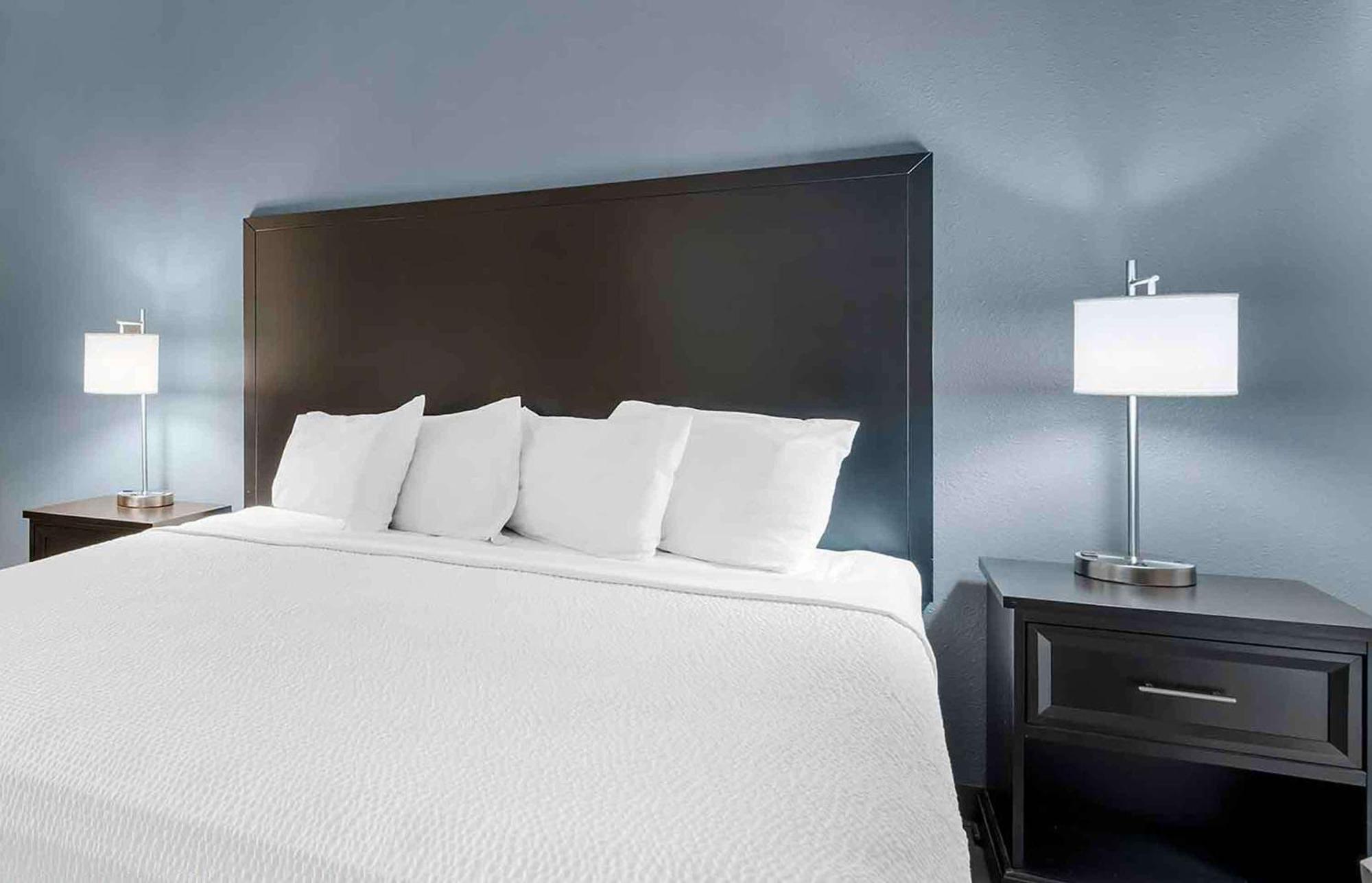 Extended America - - Airport - W Southern Ave Indianapolis