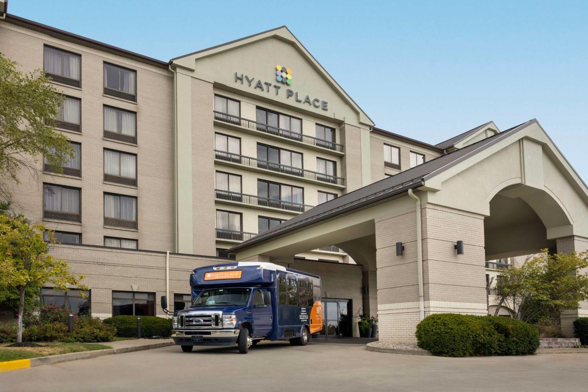 Hyatt Place Airport 3*