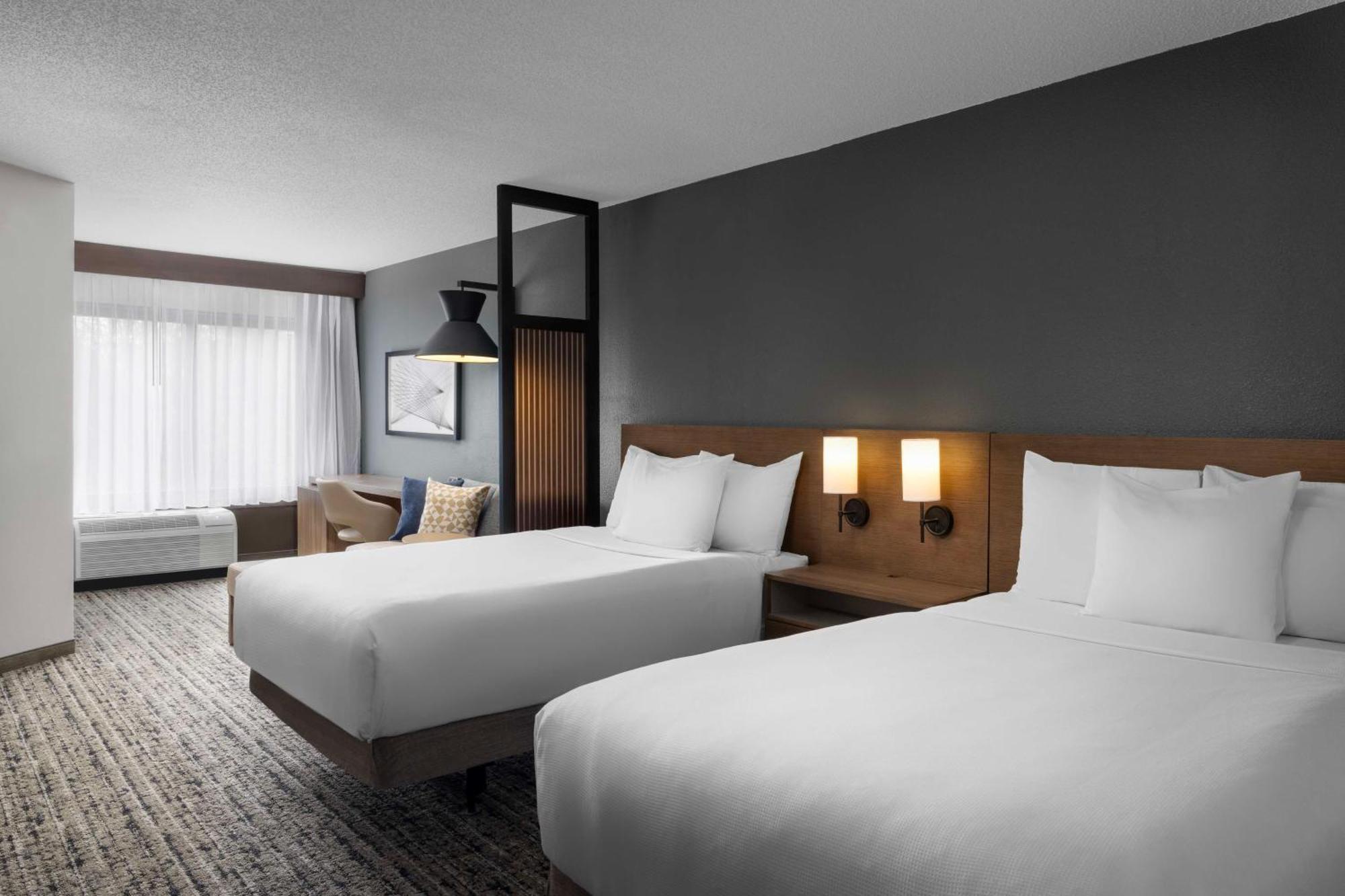 Hyatt Place Airport