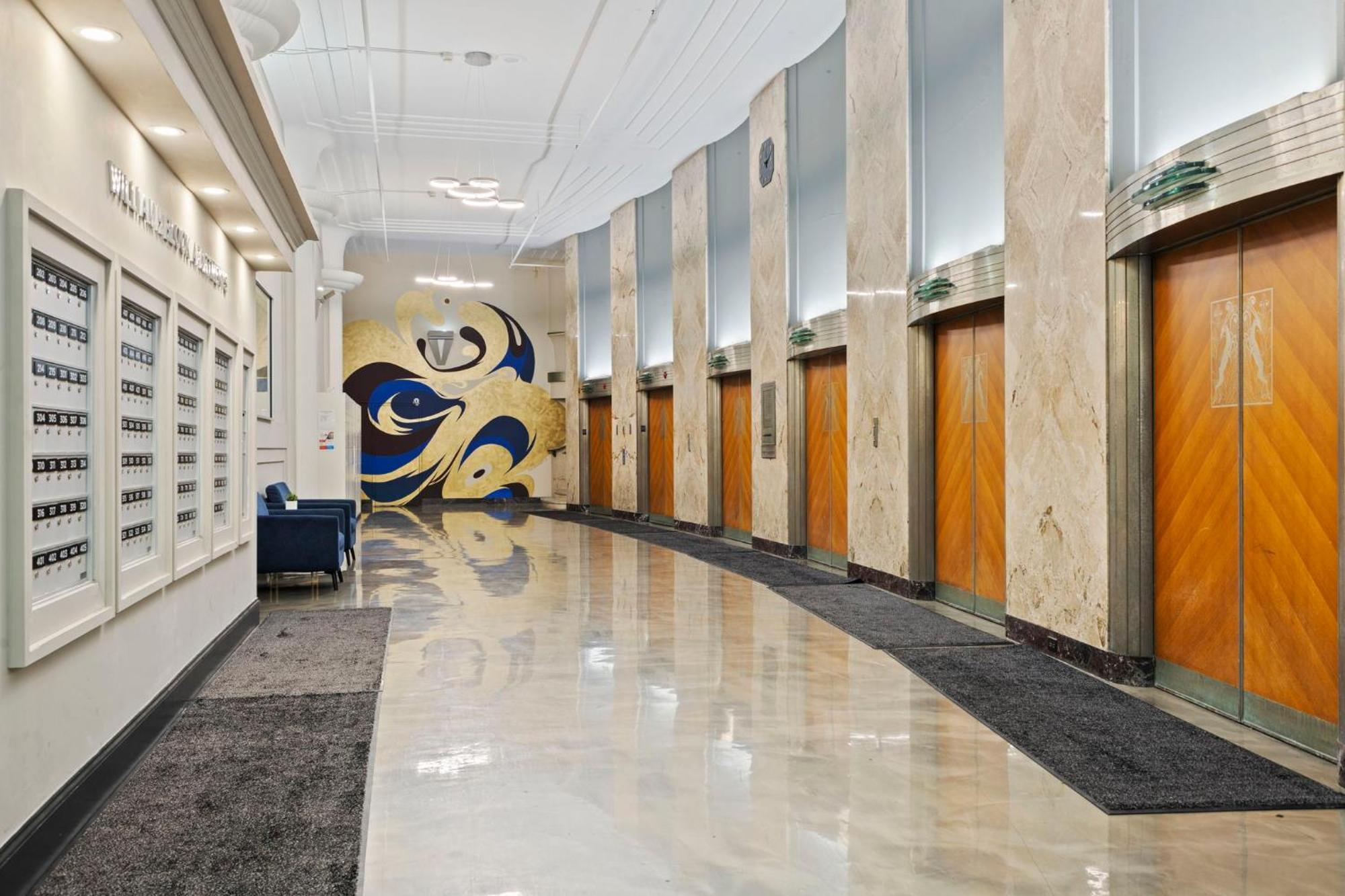 Downtown Retreat Skywalk To Mall & Near Stadium Apartment Indianapolis