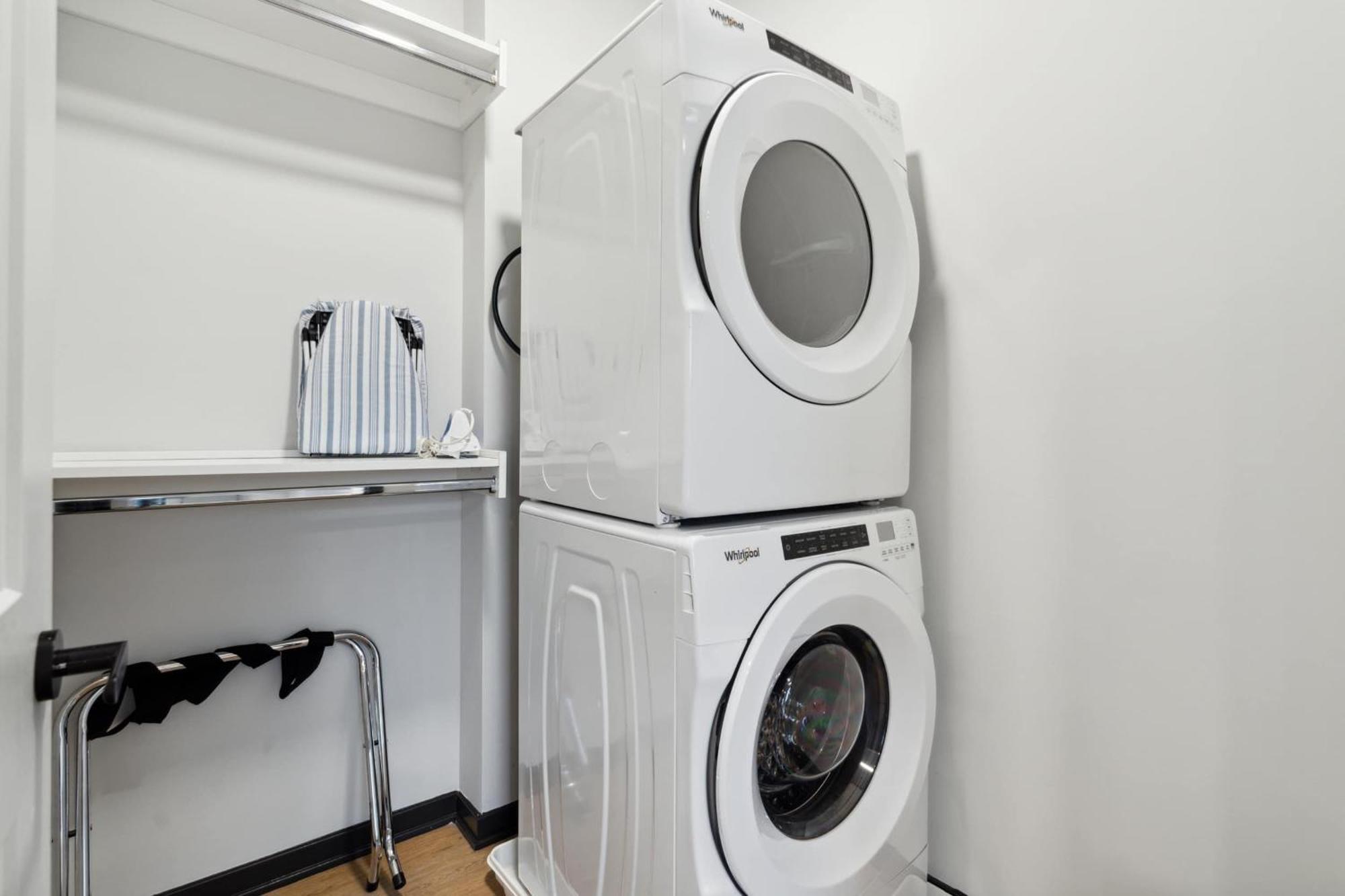 Apartment Cozysuites Mass With Parking Lounge & Roof Deck #25 *