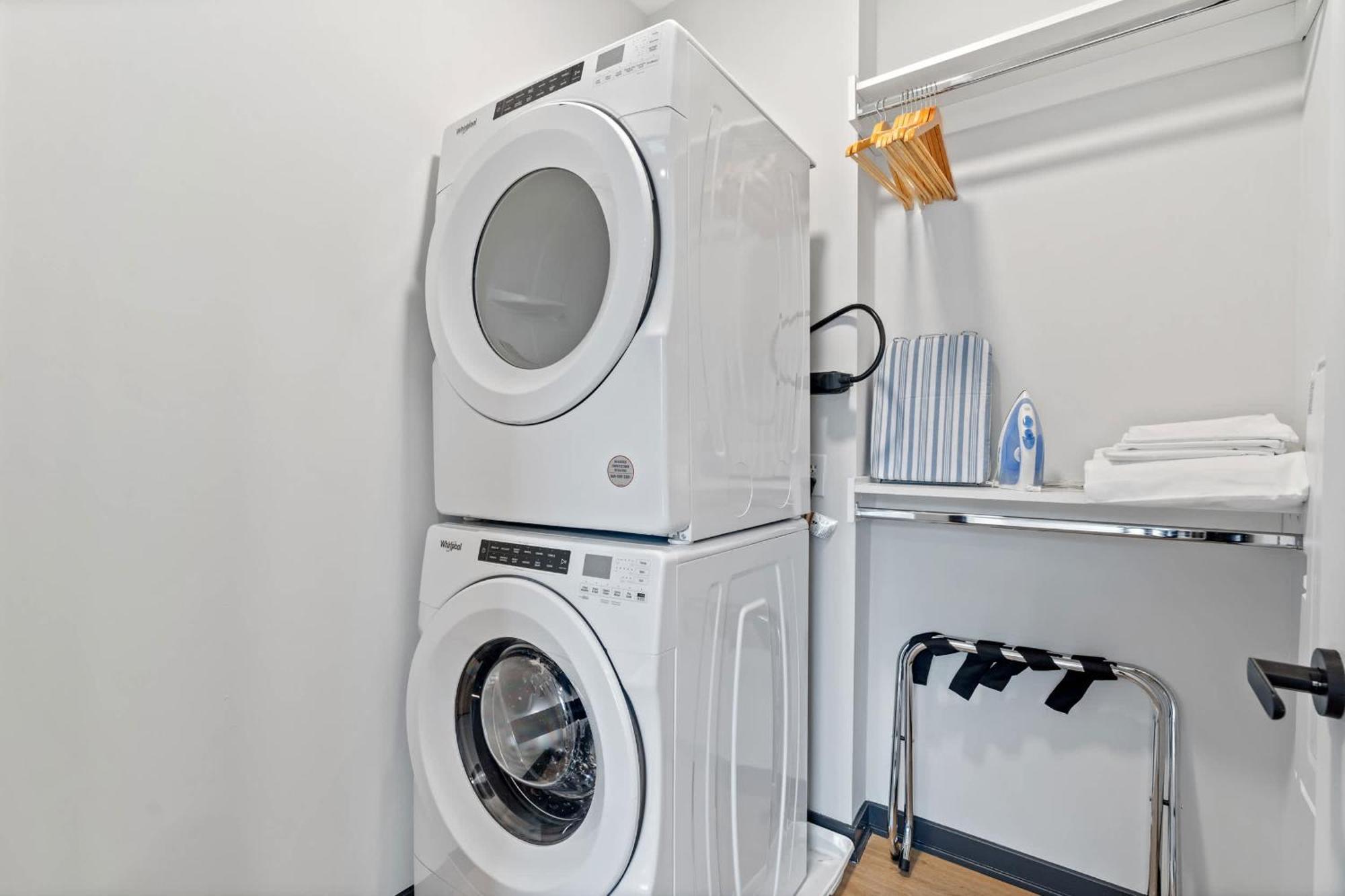 Cozysuites Mass With Parking Lounge & Roof Deck #30 Indianapolis