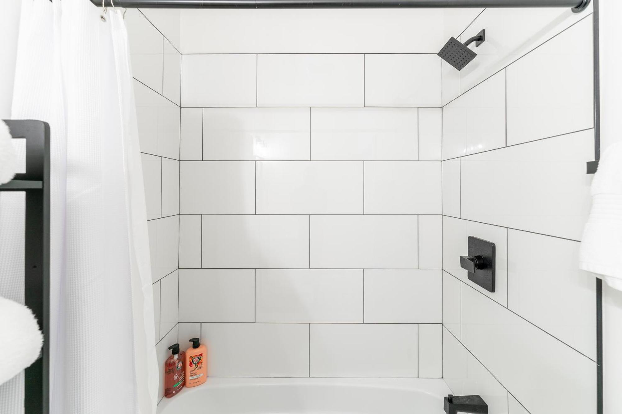 Great Location! 1br 1bath Carriagehouse Indianapolis