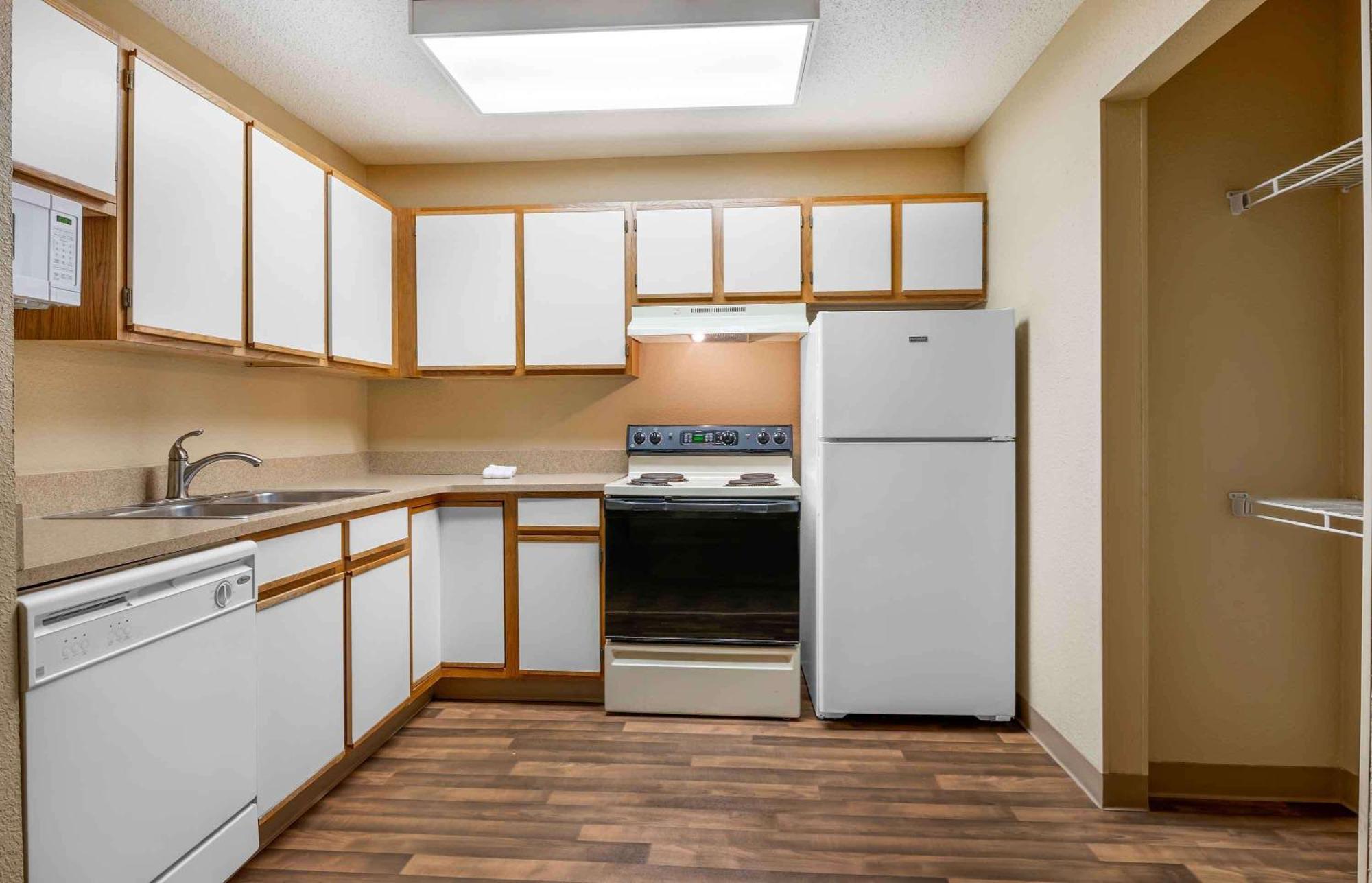 Extended America - - West 86th St Hotel