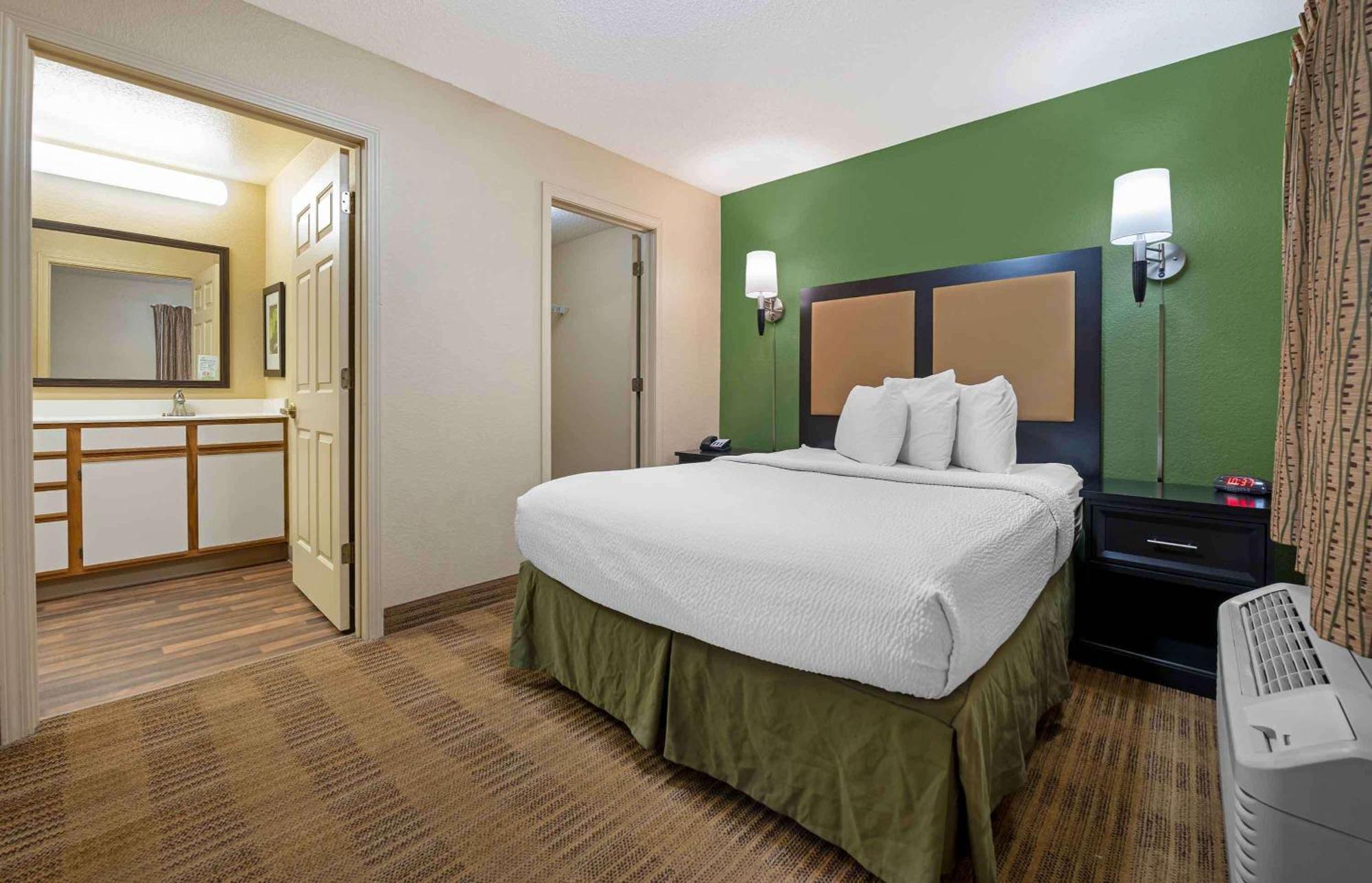 Hotel Extended America - - West 86th St Indianapolis
