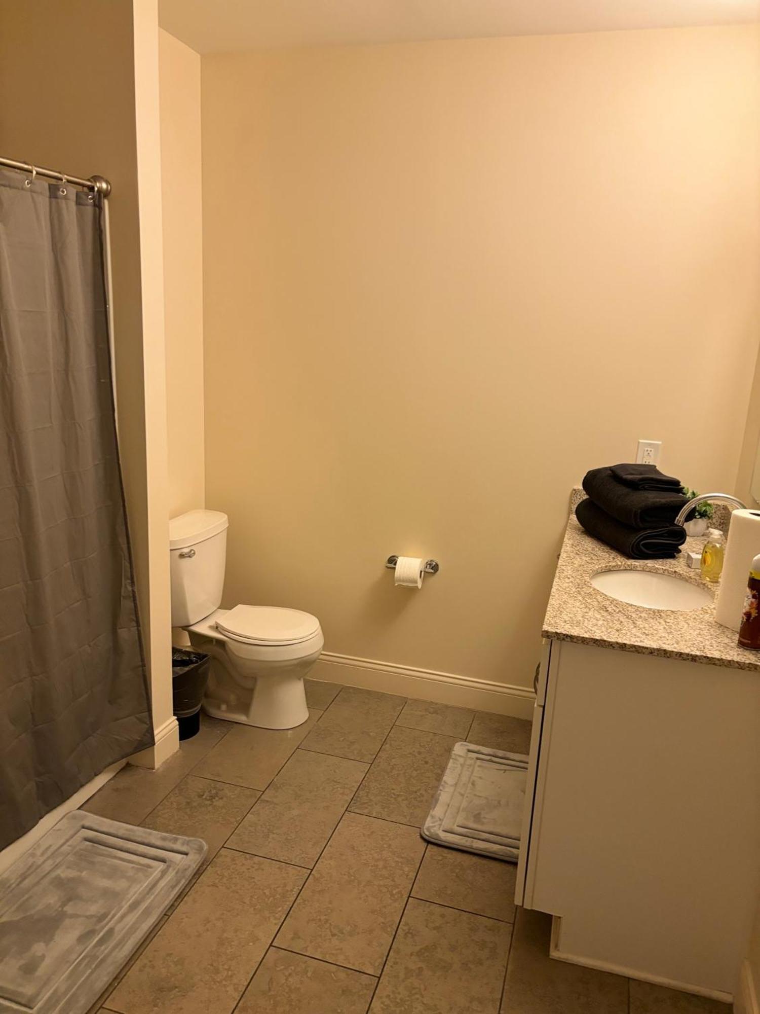 Modern 1 Bedroom * Indianapolis