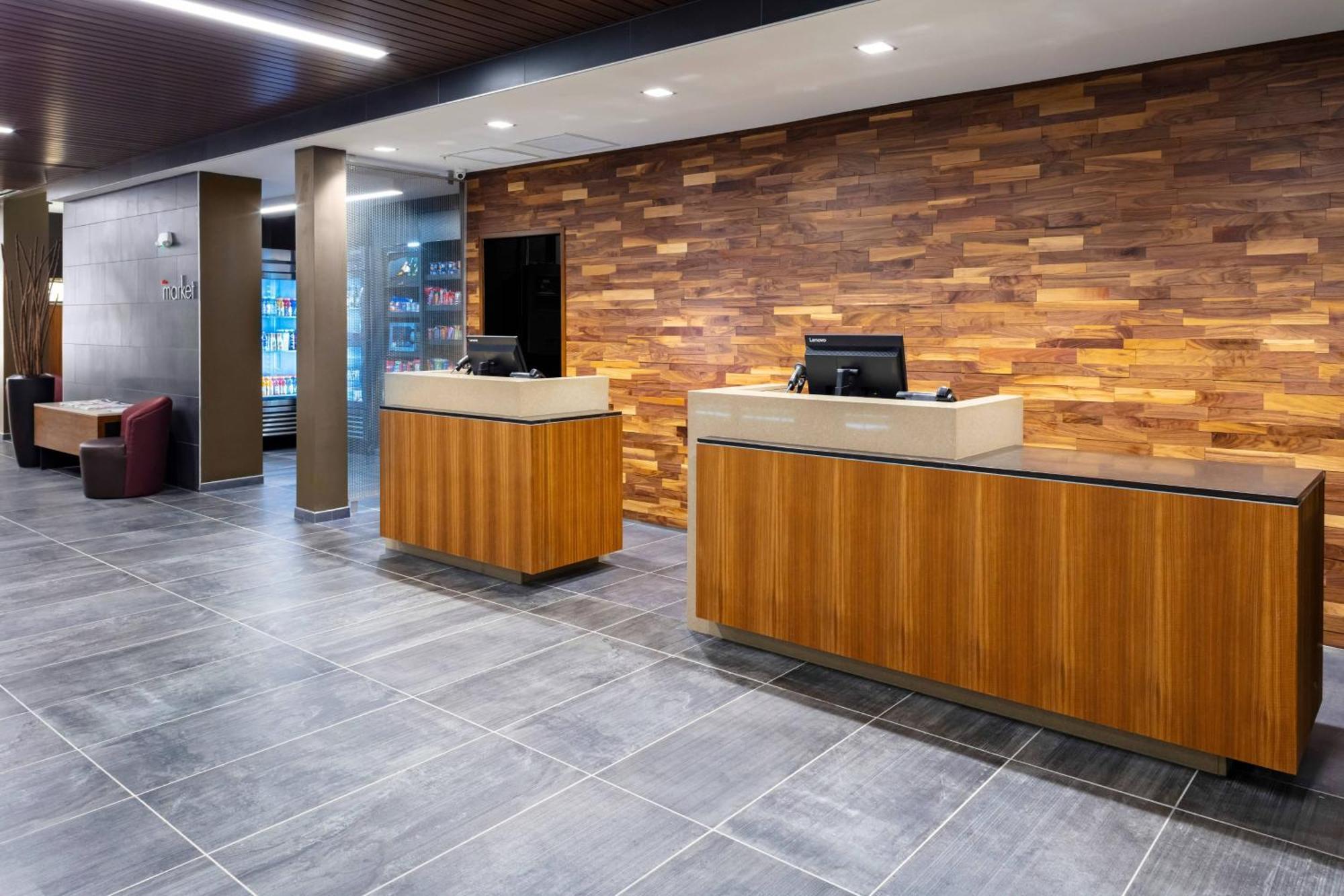 Courtyard By Marriott West-speedway Indianapolis