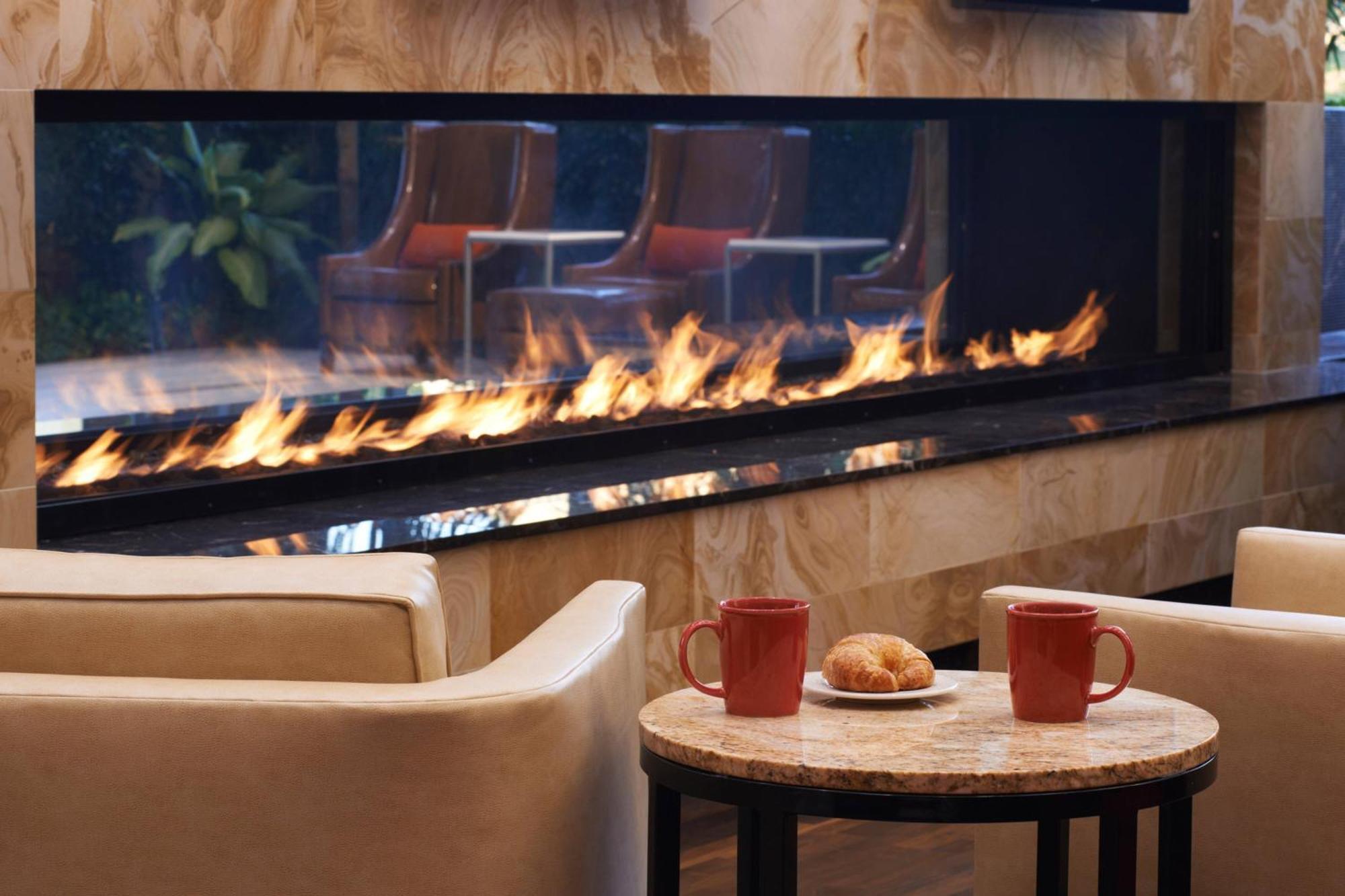 Hotel Marriott East 3*