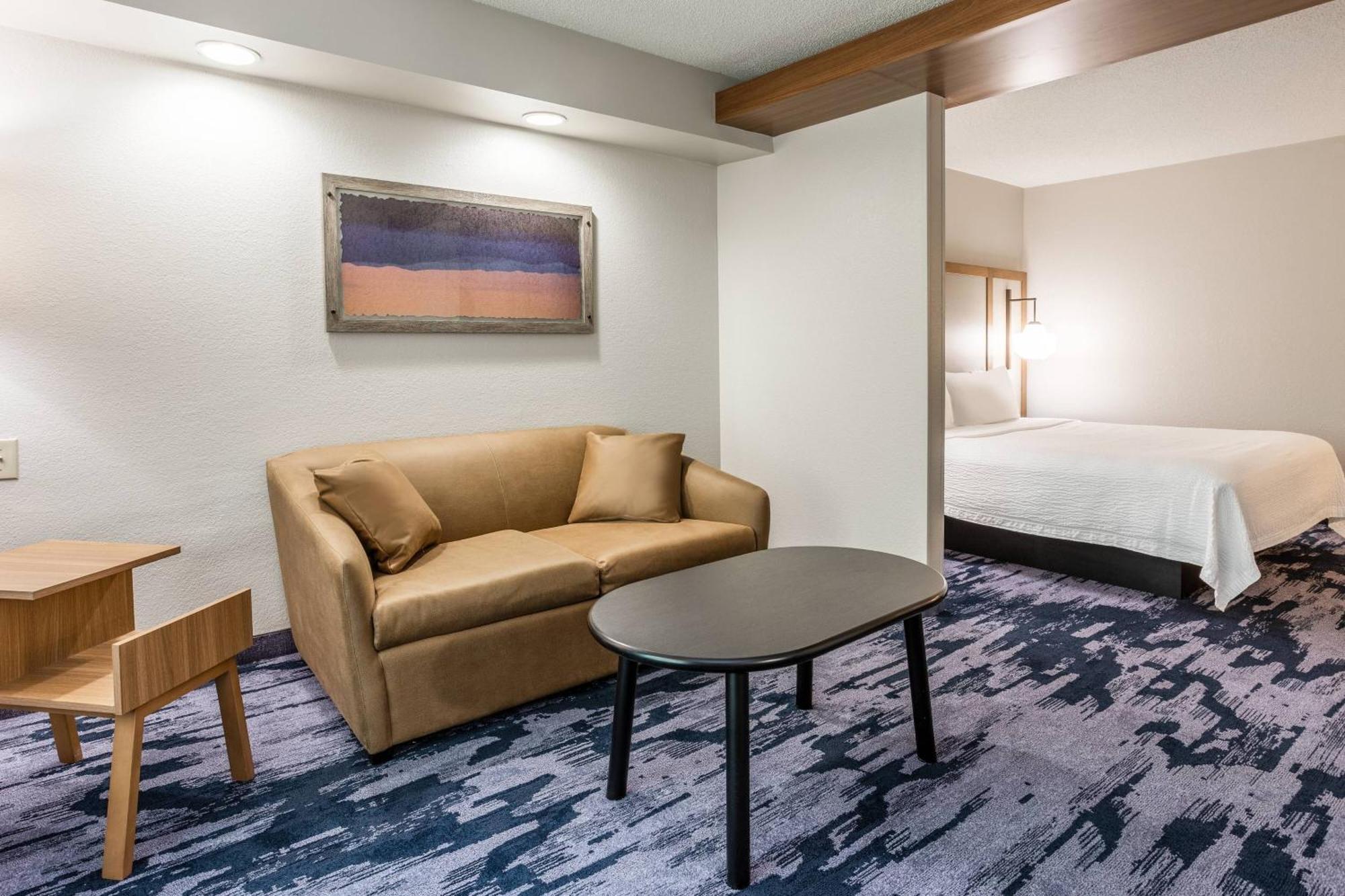 Fairfield & Northwest Hotel Indianapolis