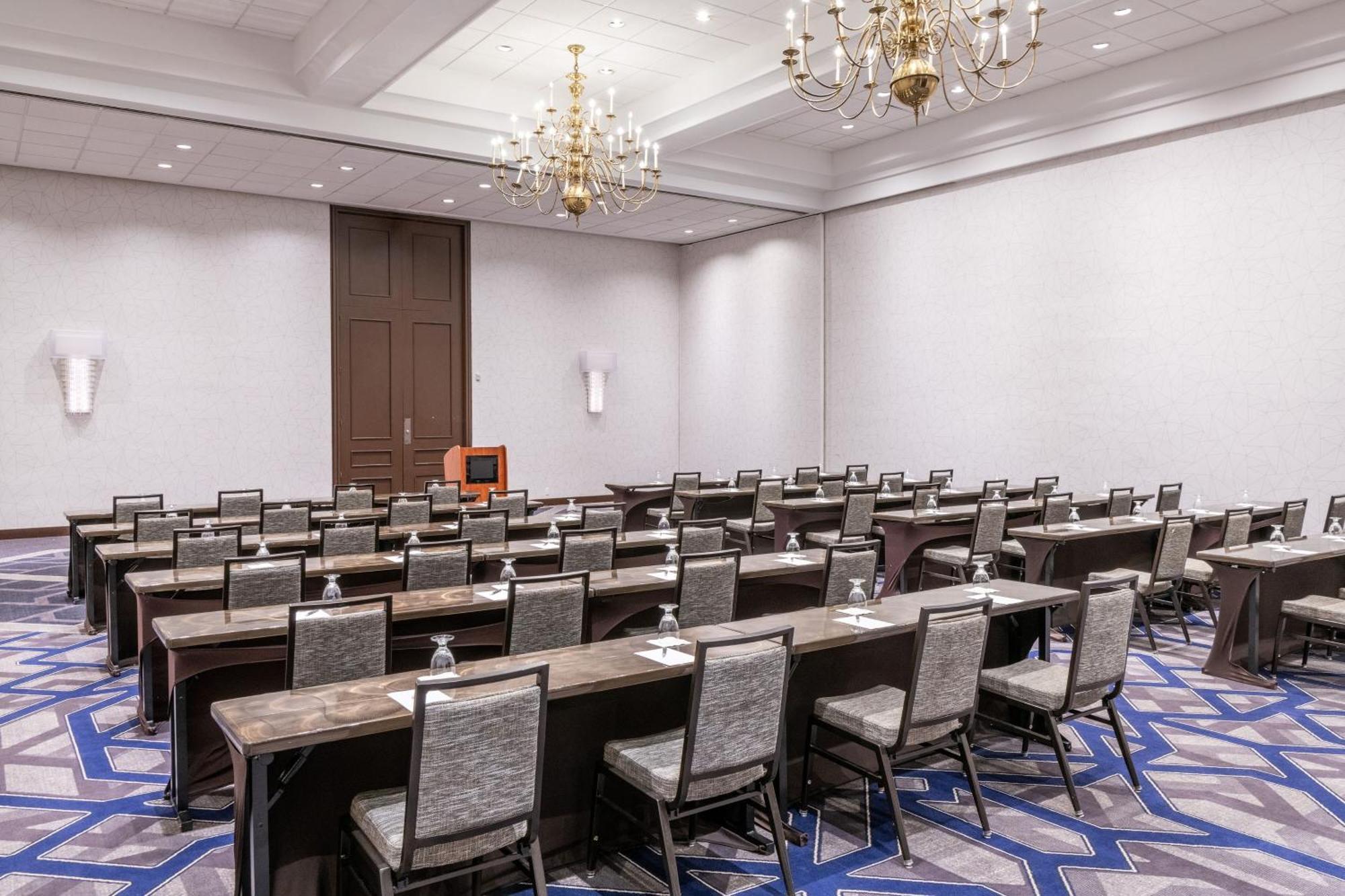 Sheraton Centre 4* Indianapolis