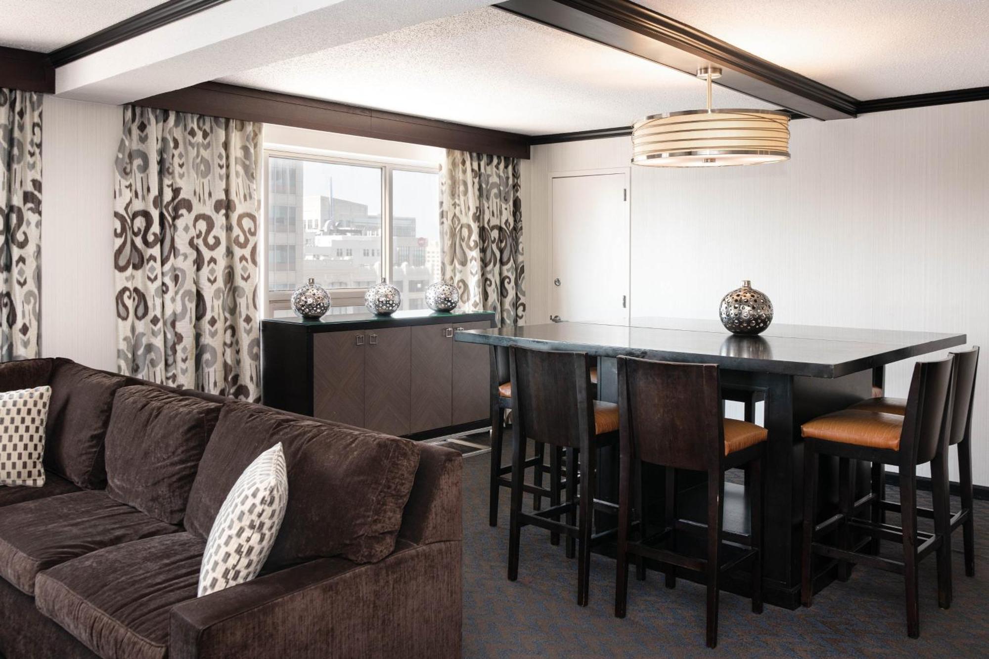 Sheraton Centre Hotel Indianapolis
