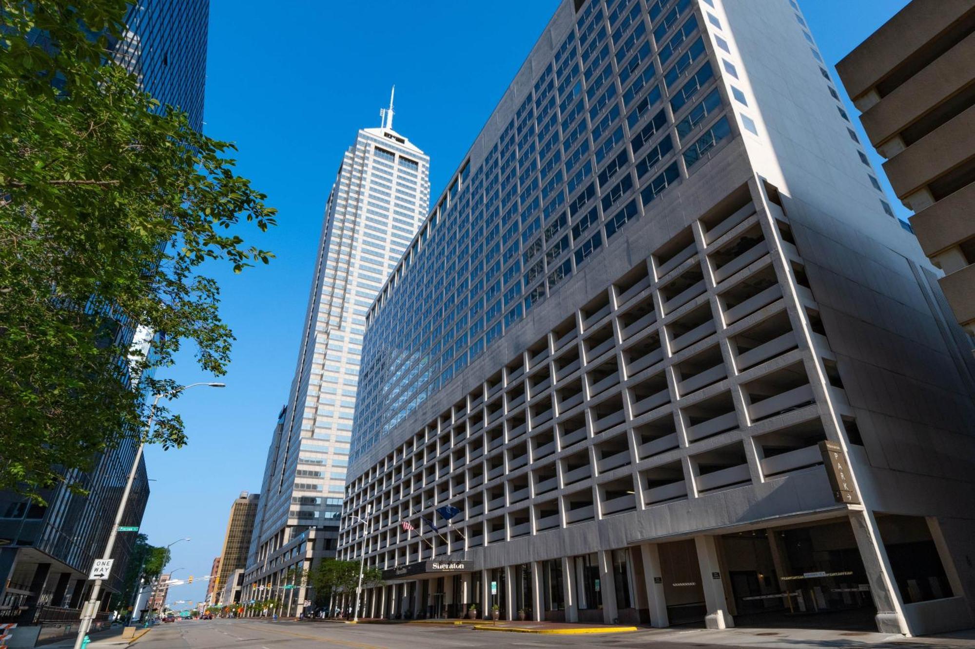 Sheraton Centre 4*