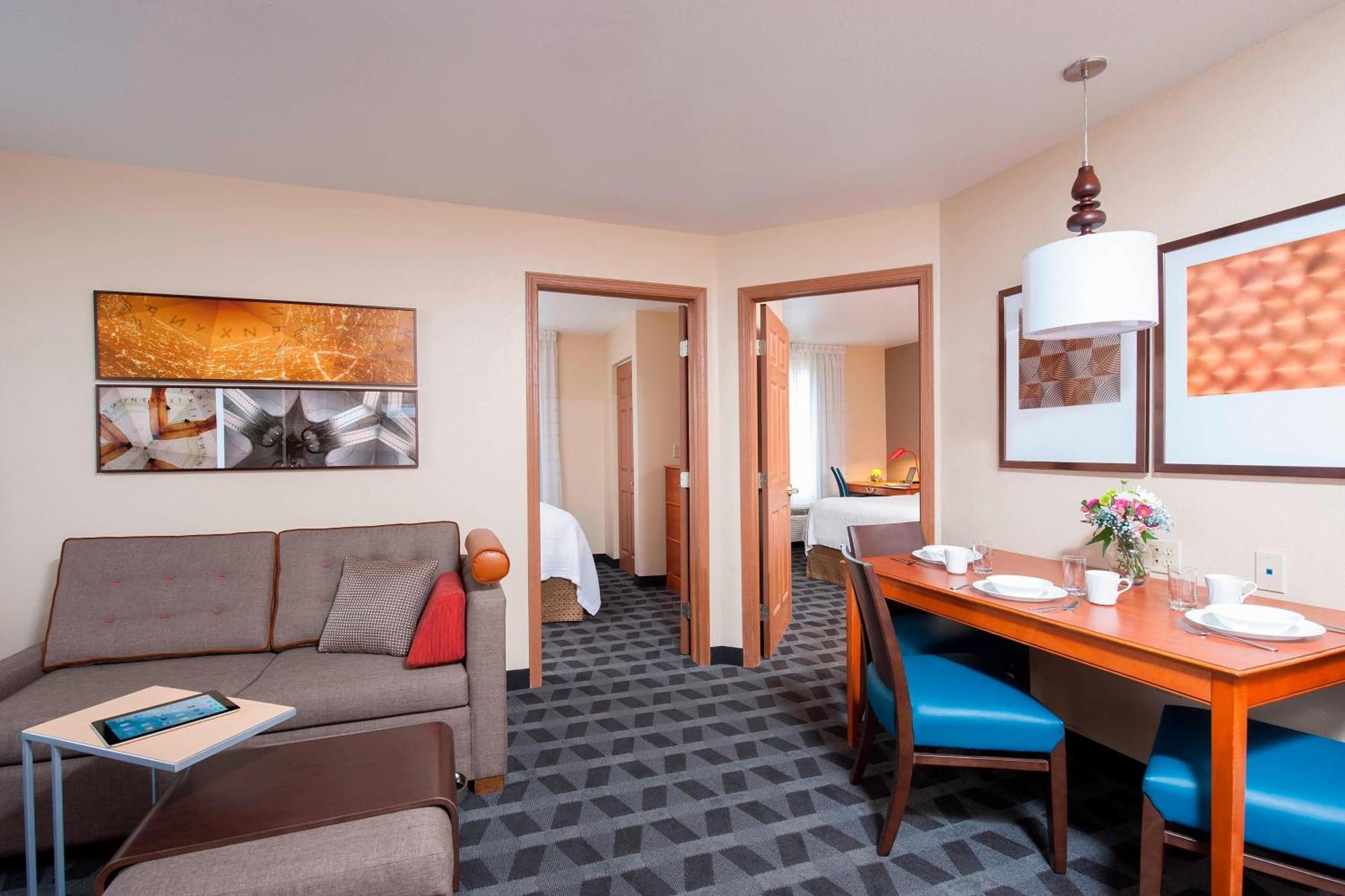 Towneplace Park 100 Hotel 3*