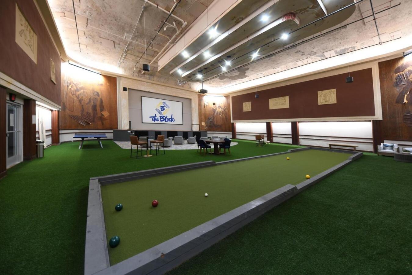 Free Parking! Downtown King Lucas Oil- Conv Center Skywalk#1 * Indianapolis
