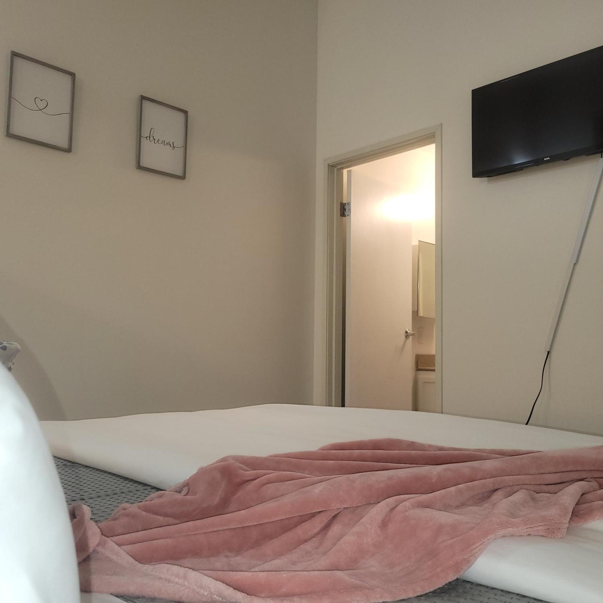 Free Parking! Downtown King Lucas Oil- Conv Center Skywalk#1 * Indianapolis