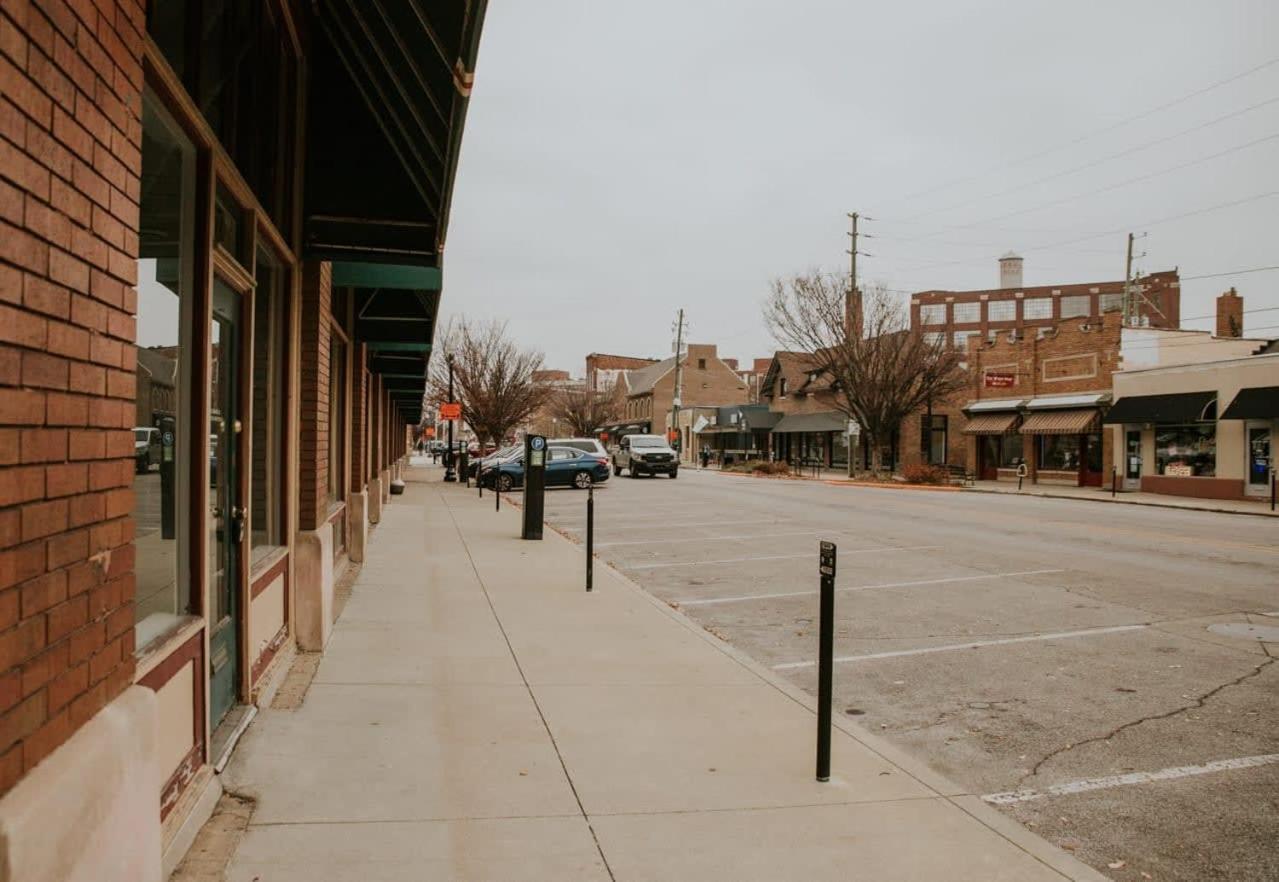 5 Modern Apts Near Nightlife & Attractions * Indianapolis