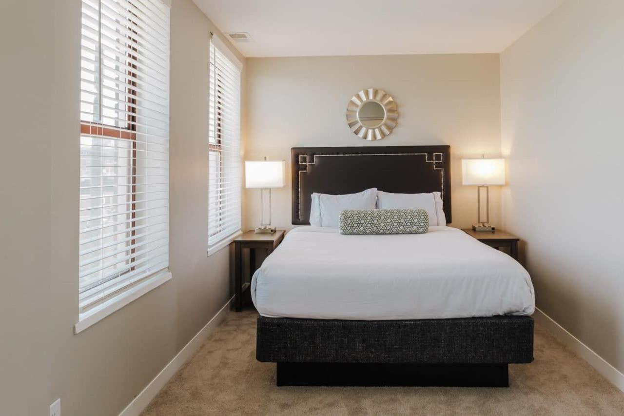 5 Modern Apts Near Nightlife & Attractions Apartment Indianapolis