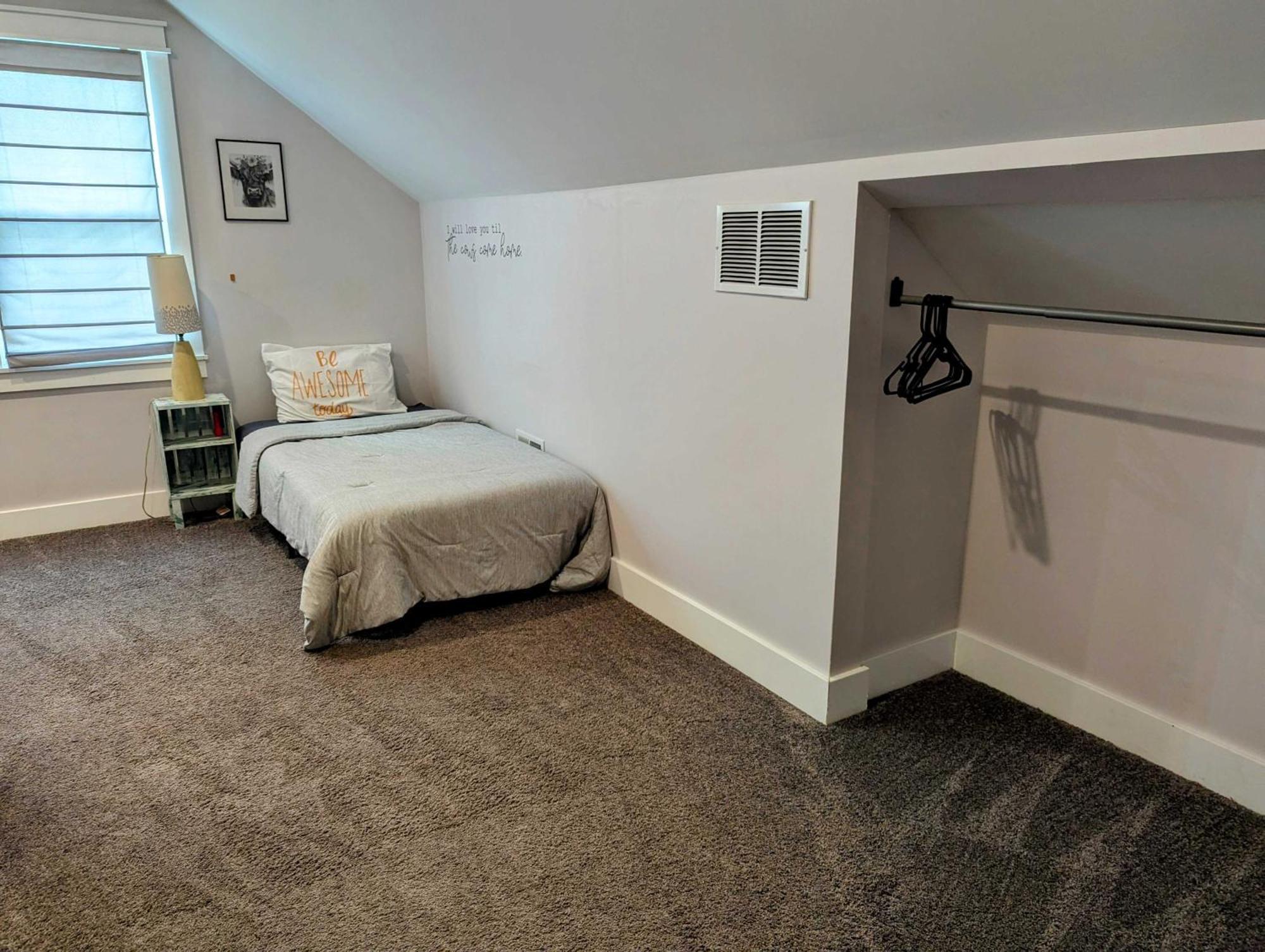 Bates Hendricks Charmer Holiday home *