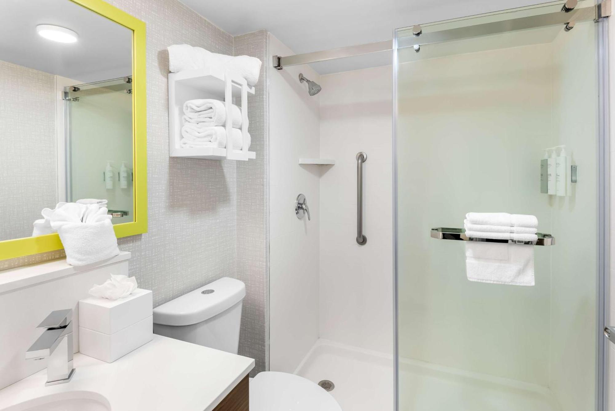 Hotel Hampton Northeast/castleton 3*