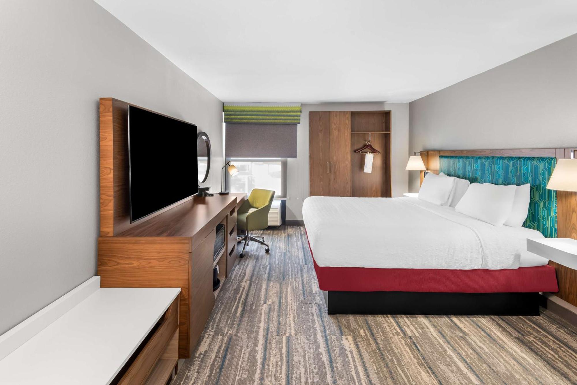 Hampton Northeast/castleton 3* Indianapolis