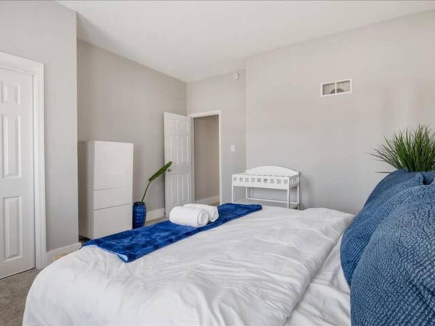 Chic 6br Retreat:10 Beds 3.5 Baths For Groups*ste Indianapolis