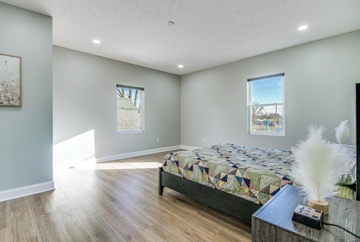 Spacious Barndominium Walking Distance-lucas Oil! Holiday home Indianapolis