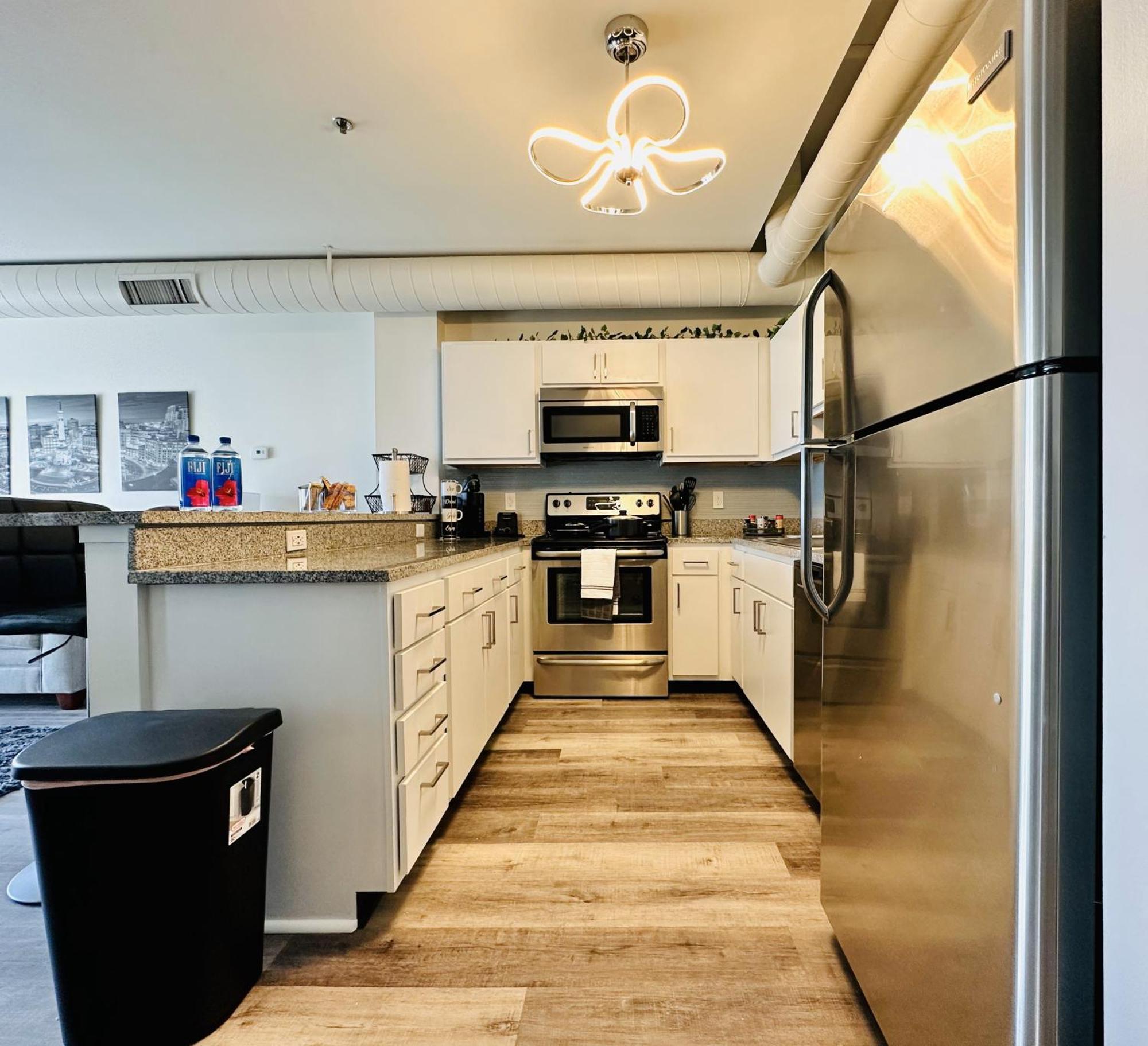 Downtown 2br Penthouse With Balcony And Direct Skybridge Access Holiday home *