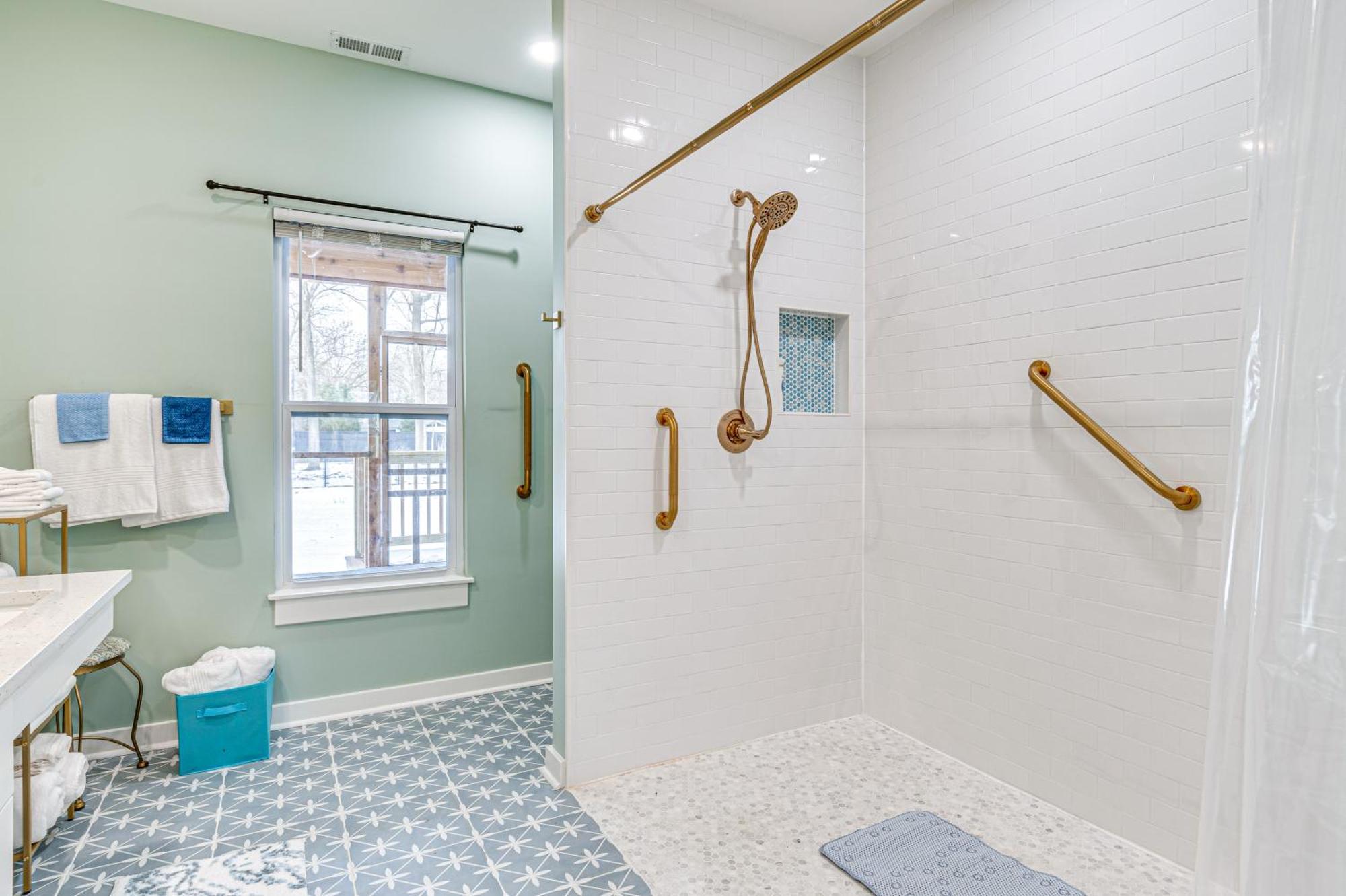 Holiday home Chic Sobro Charmer With Covered Porch! *