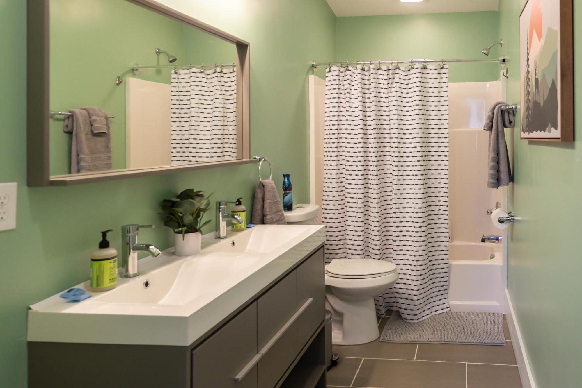 Fountain Sq Retreat Artsy Vibes & Access Holiday home