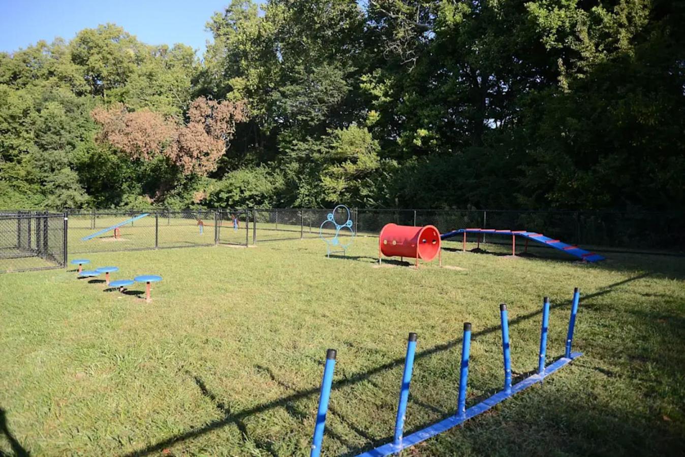 Apartment Landing At Riverbend - 1 Bedroom In Castleton