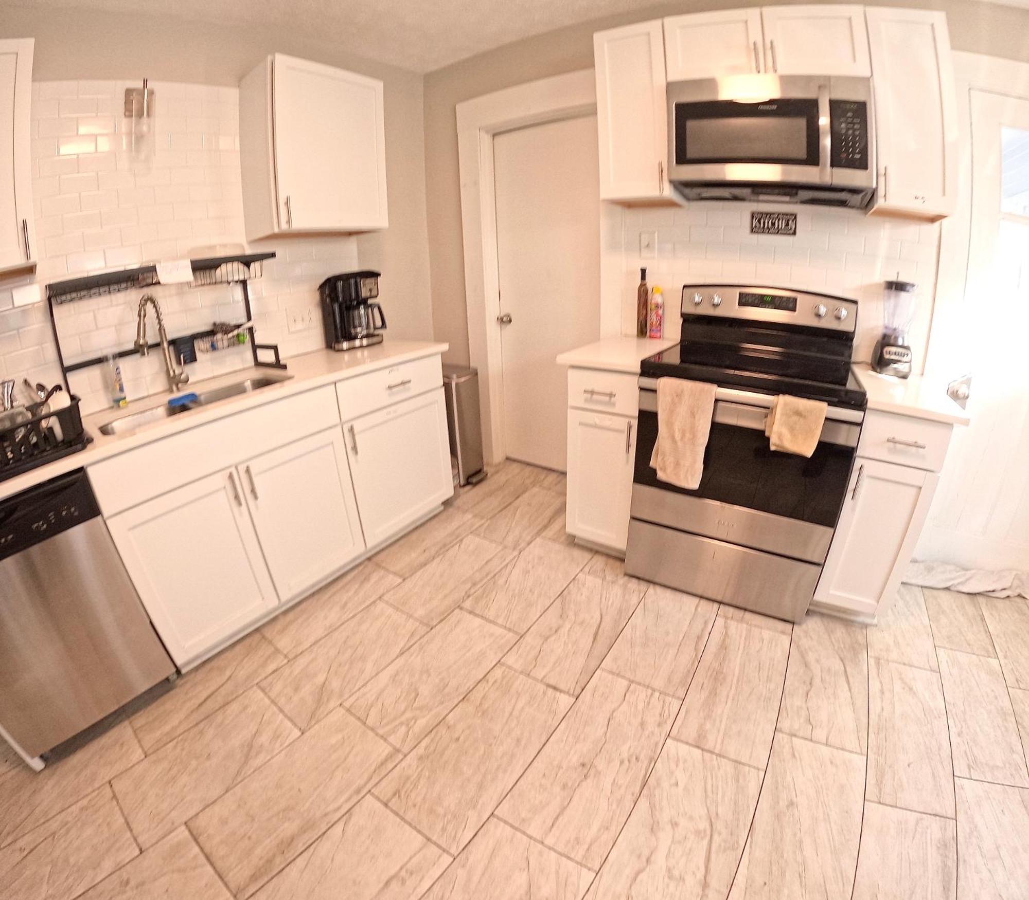 Private In An Elegant Home- Convenient To Downtown Indianapolis