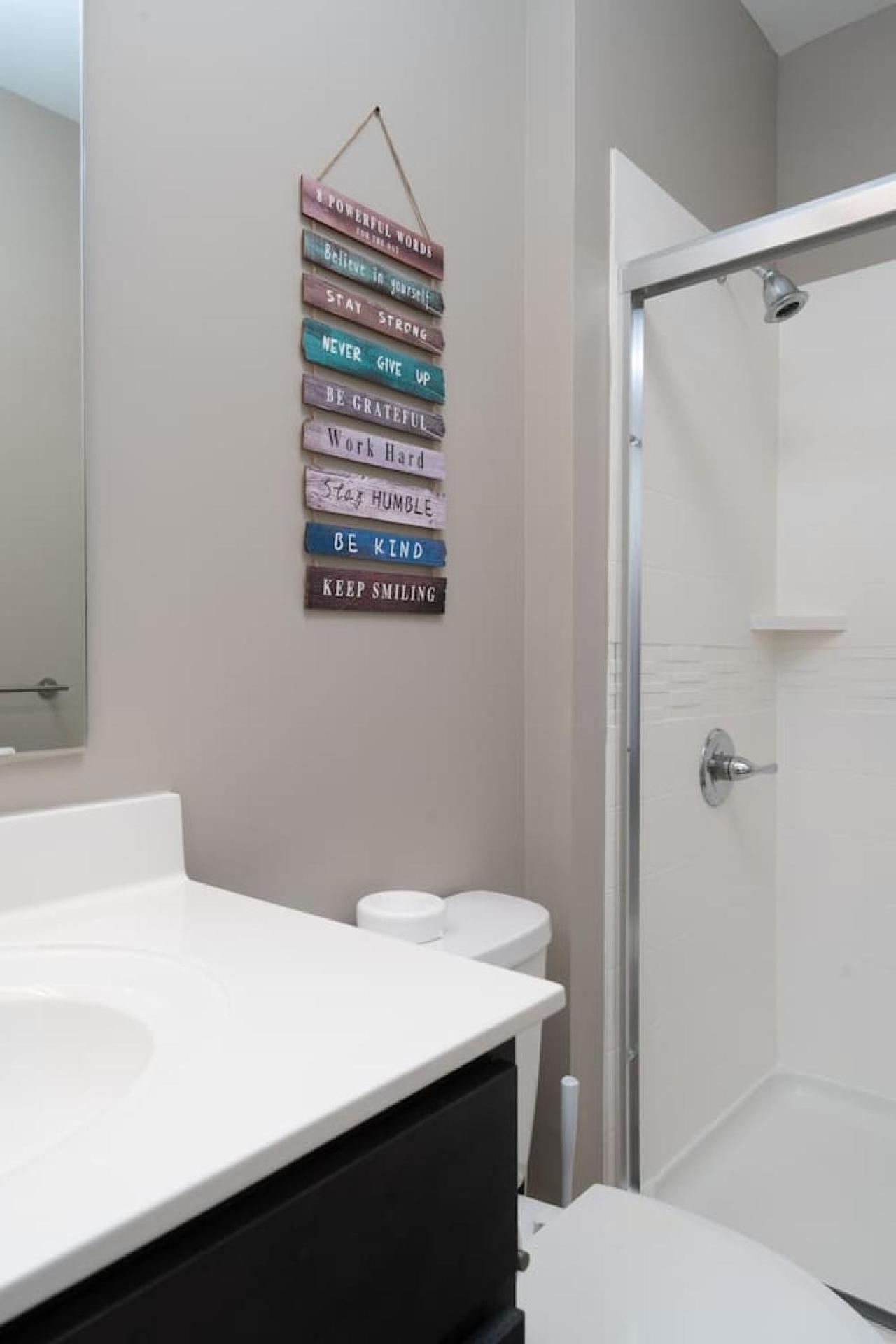 Heart Of Downtown Indy 2br Gem Apartment