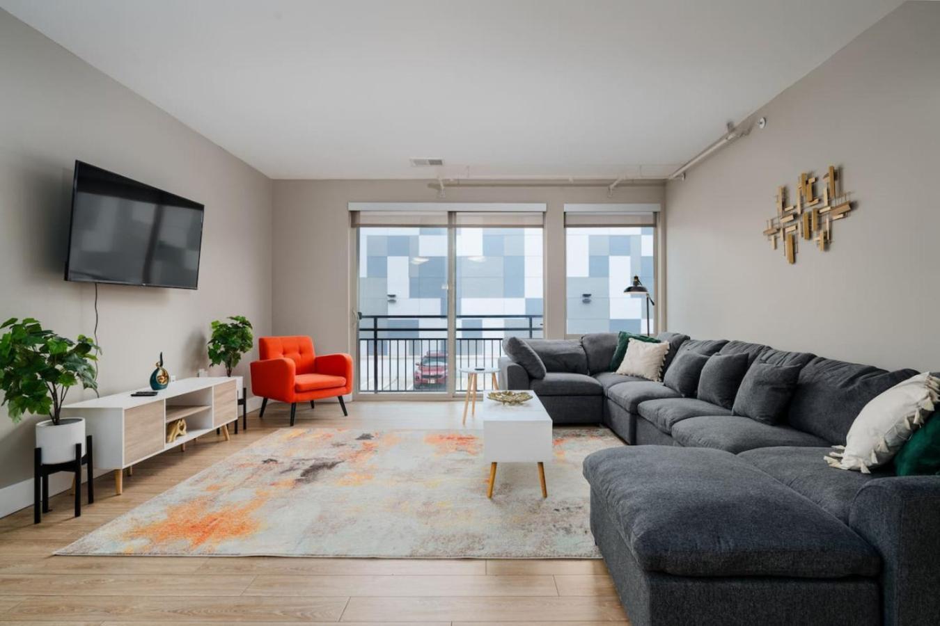 Heart Of Downtown Indy 2br Gem Apartment *