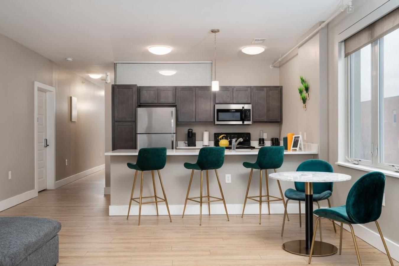 Heart Of Downtown Indy 2br Gem Indianapolis