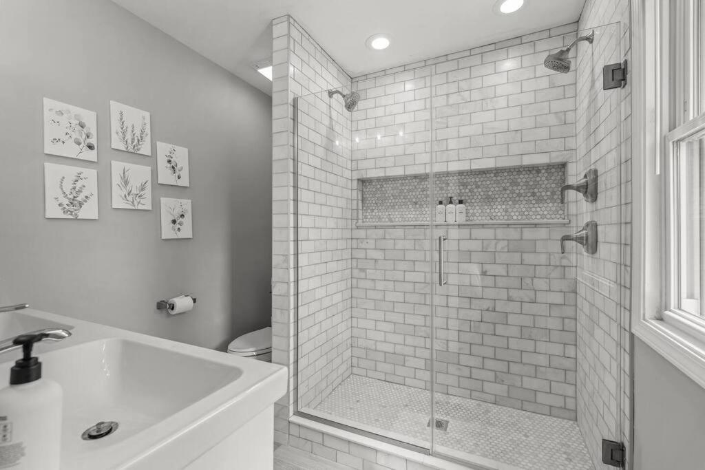 Zestlife-luxuryescape-themedrooms-pool-gameroom * Indianapolis