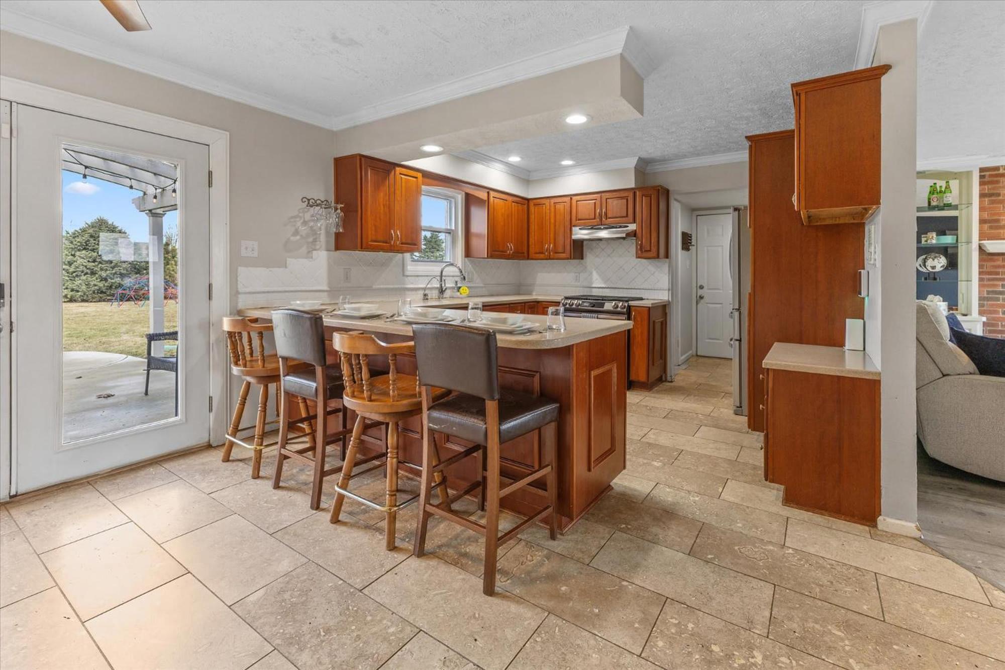 Tranquil Escape On 1 Acre Near Eagle Creek Holiday home