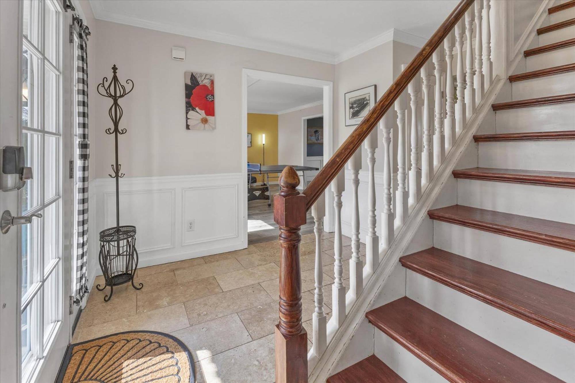 Tranquil Escape On 1 Acre Near Eagle Creek Indianapolis