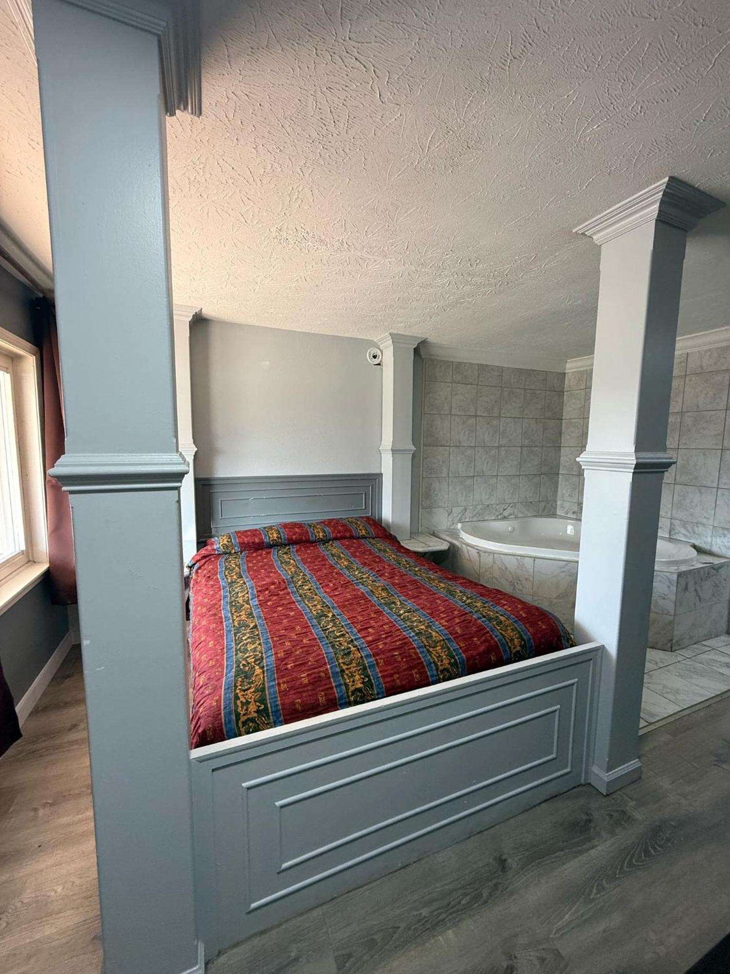 Blisspoint Fka 6t7 * Indianapolis