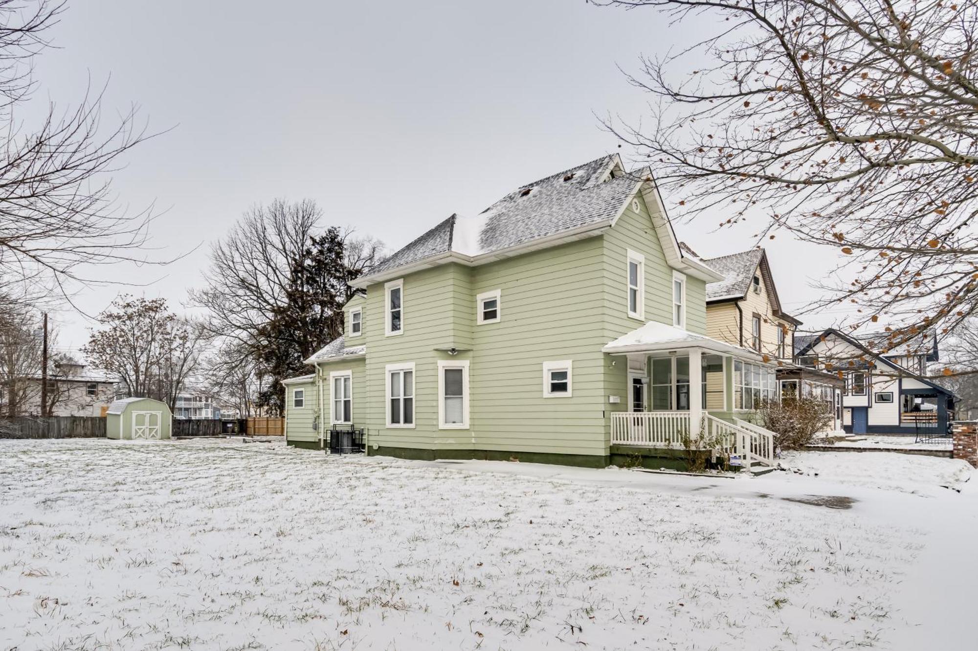 Vacation Near Downtown! Holiday home