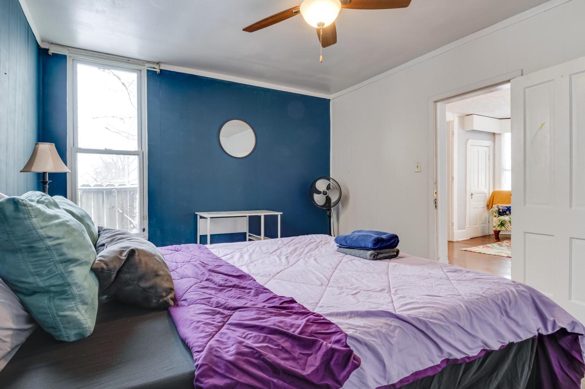 Vacation Near Downtown! Holiday home