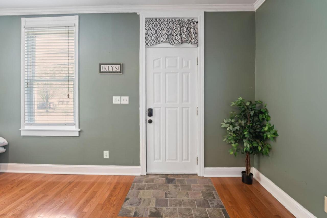Holiday home Large 2 Story With Fenced Back Yard Indianapolis