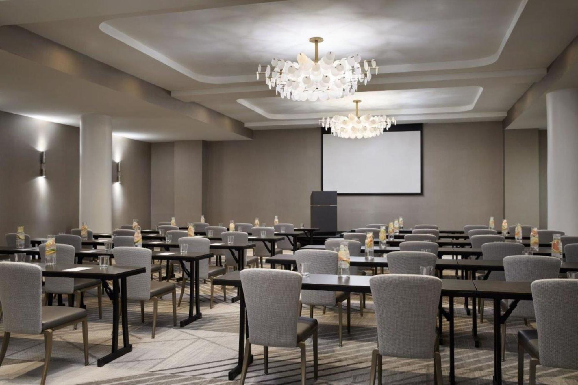 Intercontinental By Ihg 4*