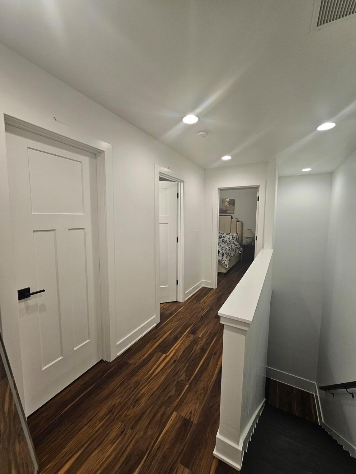 2025 Built-3 Bedroom In Apartment *