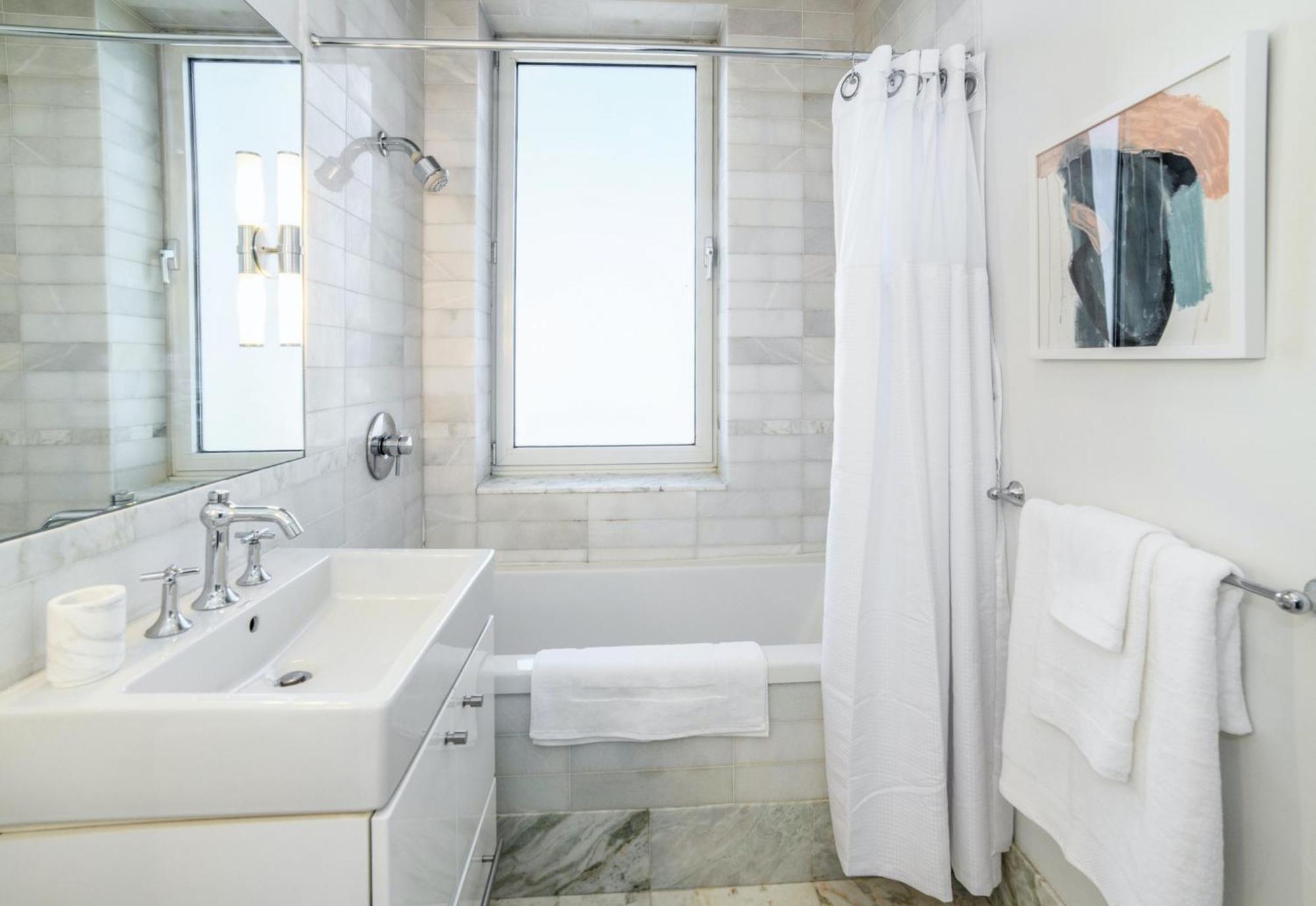 Aparthotel Riverbend Castleton Resort Style Apartments By Barsala